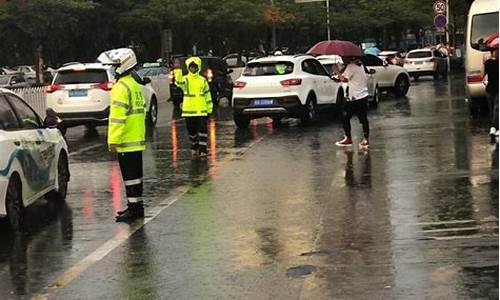 高考突发暴雨有可能取消_高考下暴雨寓意